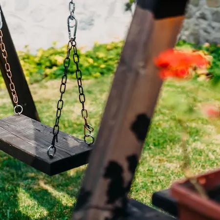 度假居 White Fang *