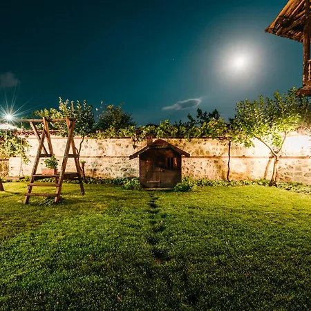 White Fang Case de vacanță *